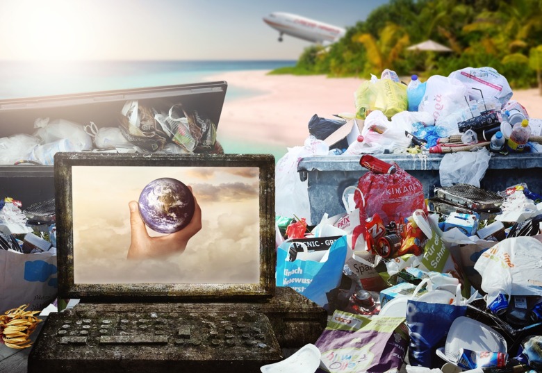 bildcollage med sopor på en strand, ett jordklot på en datorskärm, en strand med flygplan i bakgrunden.