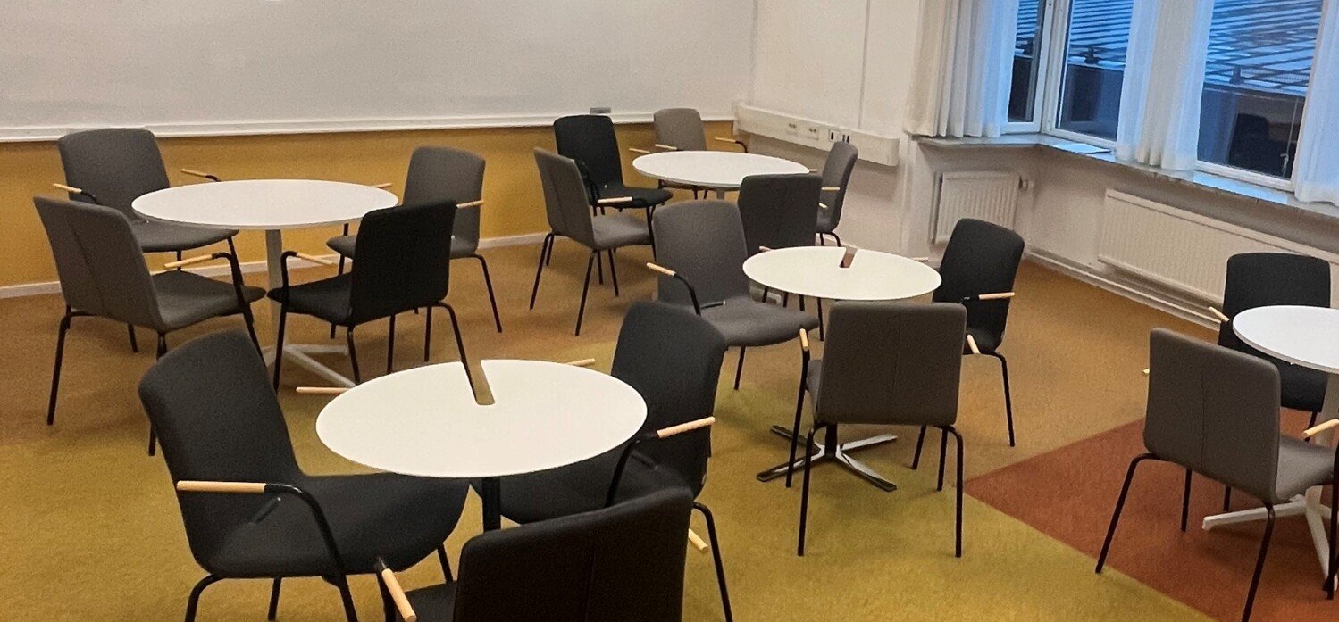 Dekorativ bild hur rummet är möblerat