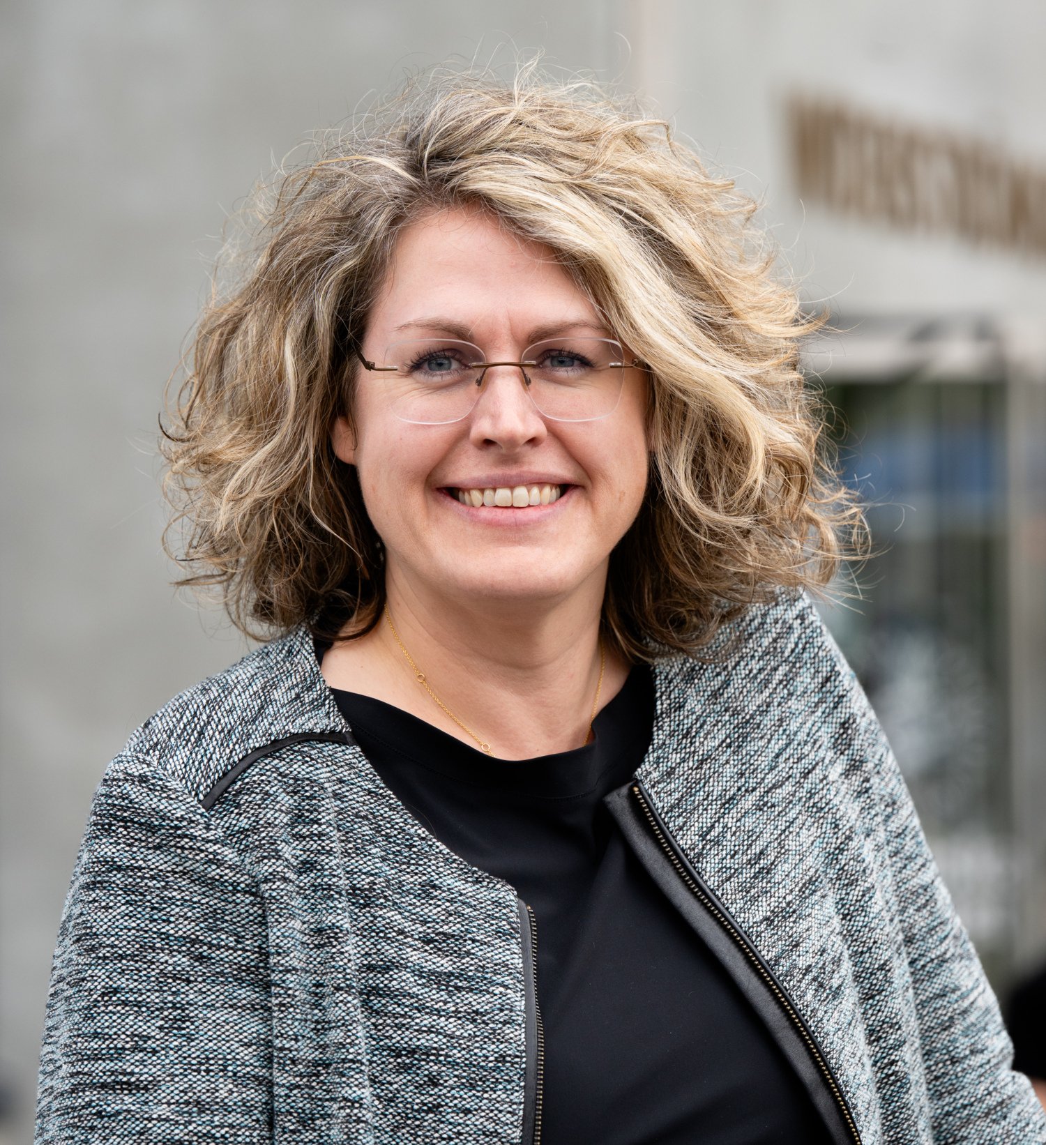 Porträttbild på Renée E. Stalmeijer.
