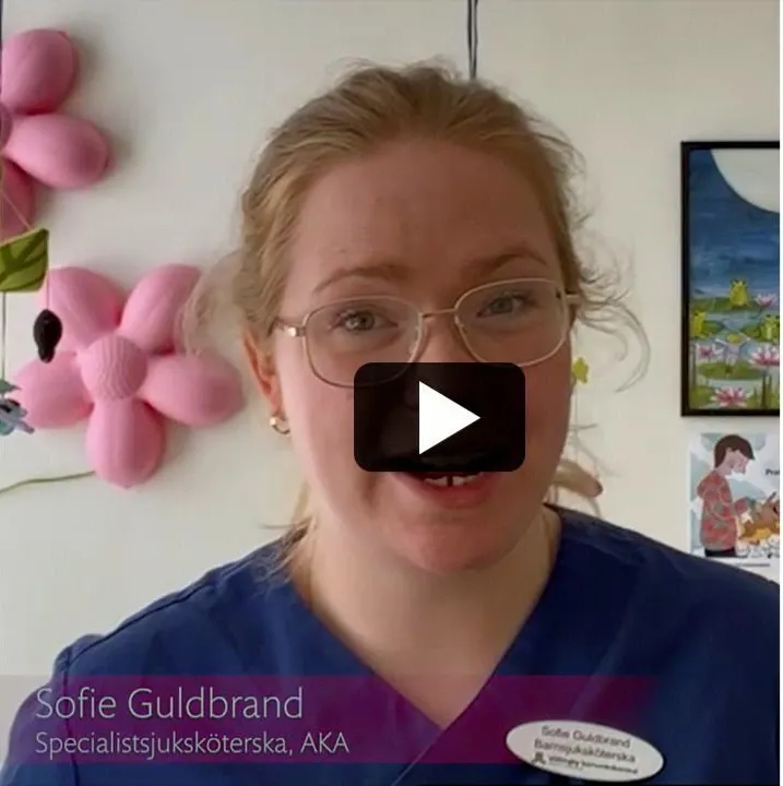 En specialist sjuksköterska på BVC pratar