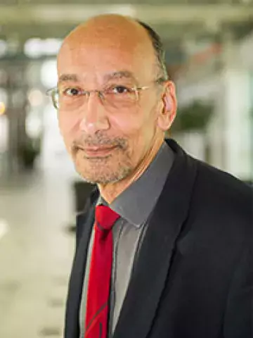 moustapha_hassan.jpg